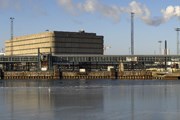 На Хернесари находится паромный терминал. // Mikko Miettinen