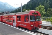 Поезд компании Rhatische Bahn // Travel.ru