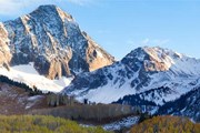 Аспен - крупнейший горнолыжный курорт США. // aspensnowmass.com