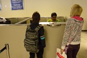 Визы продолжат выдавать по прилете. // flickriver.com