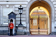 Во время Олимпиады во дворце будет жить королева Елизавета II. // iStockphoto / ImageGap
