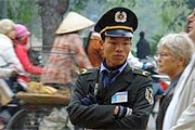 Полицейские охраняют покой туристов. // fedpress.ru