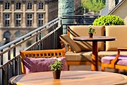 Гости отеля могут делать покупки, не выходя из номера. // paris.vendome.hyatt.com