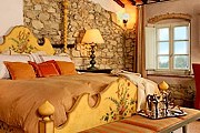 Отель разместился в старинном замке. // castellodicasole.com
