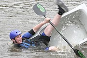 Заплыв в ваннах – часть соревнований. // worldalternativegames.co.uk