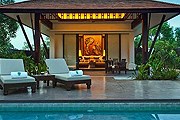 Одна из вилл отеля Banyan Tree Lang Co // banyantree.com