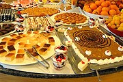 В отелях all inclusive туристы набирают вес. // mirageworld.biz