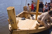 Посетители узнают о кораблестроении и реставрации. // amberclub.org