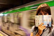 Пассажиры могут брать понравившиеся книги. // tafter.it