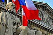 Дворец Национального собрания открыт для посетителей. // creafrance.org