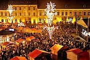 Ярмарка в Сибиу признана одной из самых красивых. // autocarhire.com