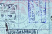Пограничный штамп Парагвая // flickrhivemind.net