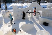 Гостей ждет множество зимних развлечений. // icefest.eu