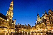 Освещение на площади восстанавливают. // cheap-weekend-breaks.com