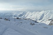 В Гудаури - отличный снежный покров. // tseycamp.ru