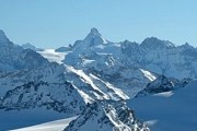 В горах следует соблюдать осторожность. // planetski.eu