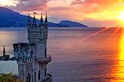 Новые экскурсии созданы в "Ласточкином гнезде". // via-midgard.info