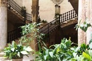 Экскурсии проводятся на пяти языках. // placesonline.com