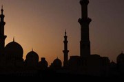 Рамадан придется на разгар туристического сезона. // visitabudhabi.ae