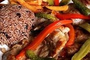 Гостей ждет традиционная кухня и новые блюда. // cubaintensa.com