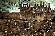 Шхуна Mary Rose затонула 437 лет назад. // warmafloor.co.uk
