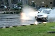 В Варшаве затопило несколько улиц. // vesti.ru