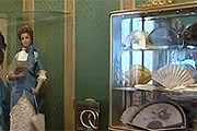В музее собрано более 250 вееров разных веков. // tv100.ru