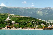 В Ялтинском заливе вода самоочистится. // crimea.ua
