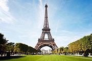 Эйфелева башня закрыта для посещения. // iStockphoto / R-J-Seymour