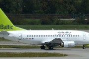 Самолет airBaltic // Travel.ru