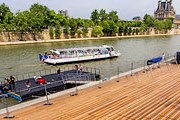 На новой набережной запрещено распивать алкоголь. // tout-paris.org