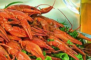 Раки появились на всех рынках и во всех ресторанах. // bankoboev.ru