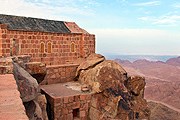 Ночные поездки к достопримечательностям прекращены. // getintravel.com