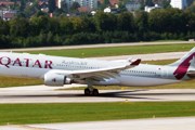 Самолет Qatar Airways // Travel.ru