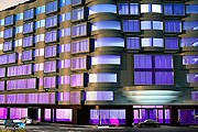 Здание Renaissance Izmir Hotel // marriott.com