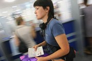 При подаче документов приносить нужно только документы. // РИА "Новости"
