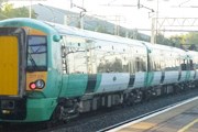 Поезд London Midland // Travel.ru