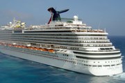Круизный лайнер Carnival Dream // wikipedia.org