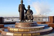 Памятник ижевским оружейникам // world-of-russia.ru