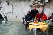 Не исключены сильные наводнения. // thedailymenh.com