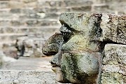 При раскопках обнаружены прекрасные скульптуры. // AP