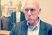 Портрет одного из участников акции. // museumselfies.tumblr.com