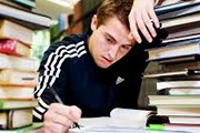 Туристы приезжают на Мальту учиться. // bagpipeonline.com