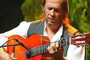 Пако де Лусия родился в Альхесирасе. // buenolatina.ru