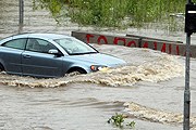Затоплены огромные территории. // EPA / Koca Sulemanovic