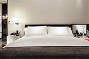 Номер в Andaz Tokyo Toranomon Hills // hyatt.jp