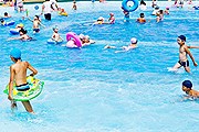 Один из бассейнов в парке Ханган. // visitkorea.or.kr