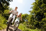 Велопрогулки все популярнее. // Valeriy Velikov, Shutterstock.com