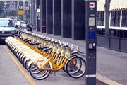Прокатная станция велосипедов BikeMi в Милане // wikipedia.org