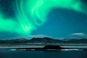 Северное сияние можно увидеть почти каждый день. // SurangaSL, Shutterstock.com